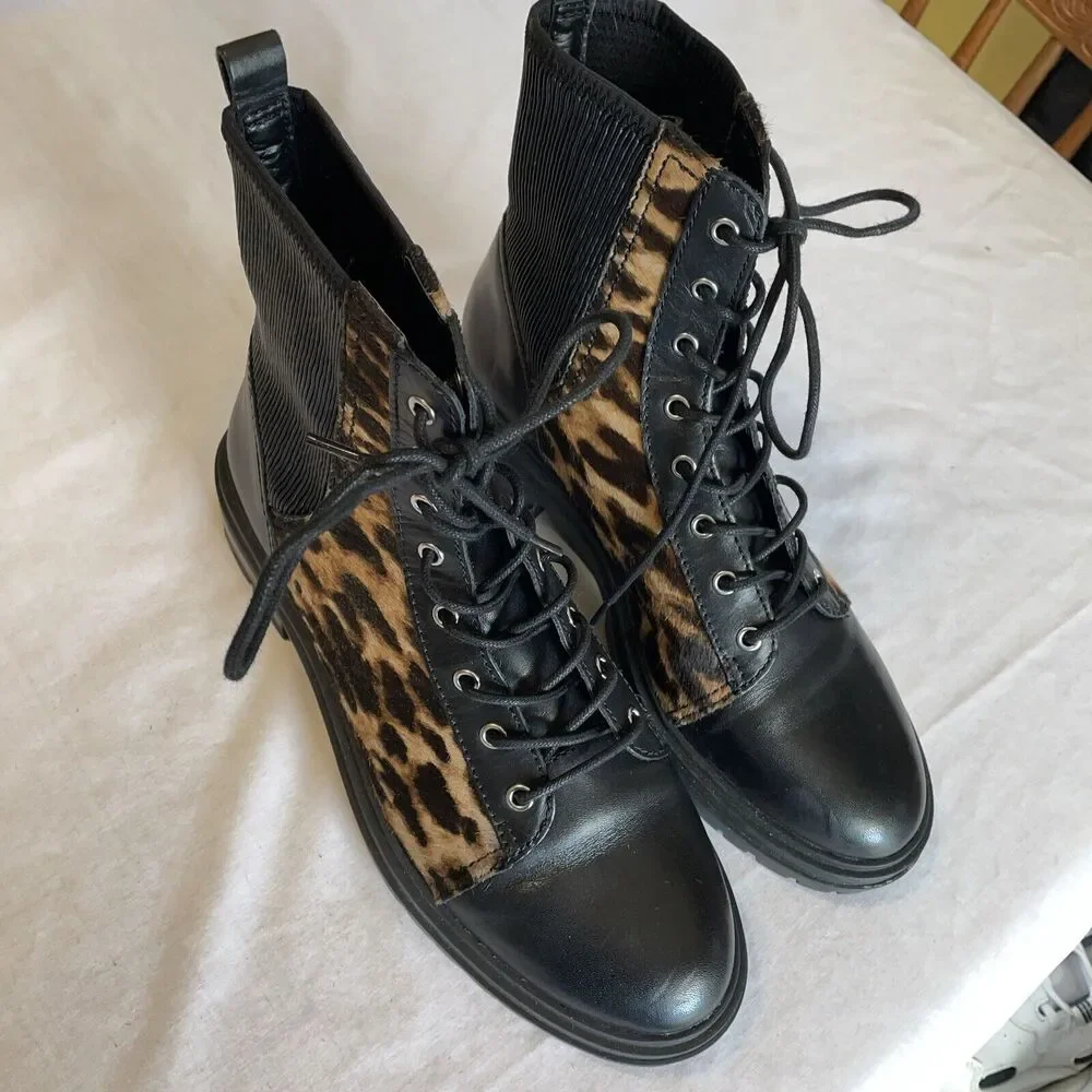 Vince Camuto this womens
